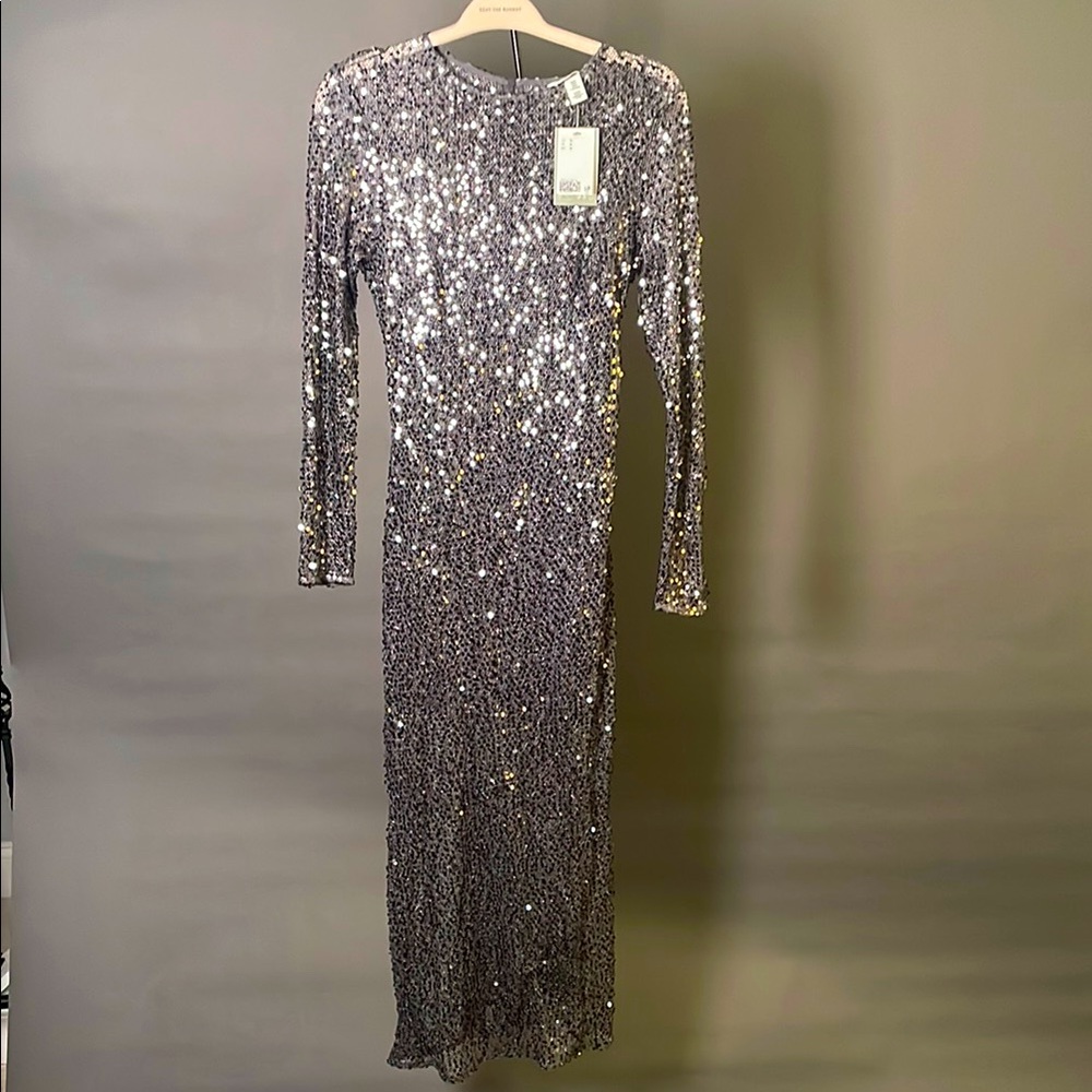 H&M Silver Sequin Shift Long Sleeve Dress - Silver